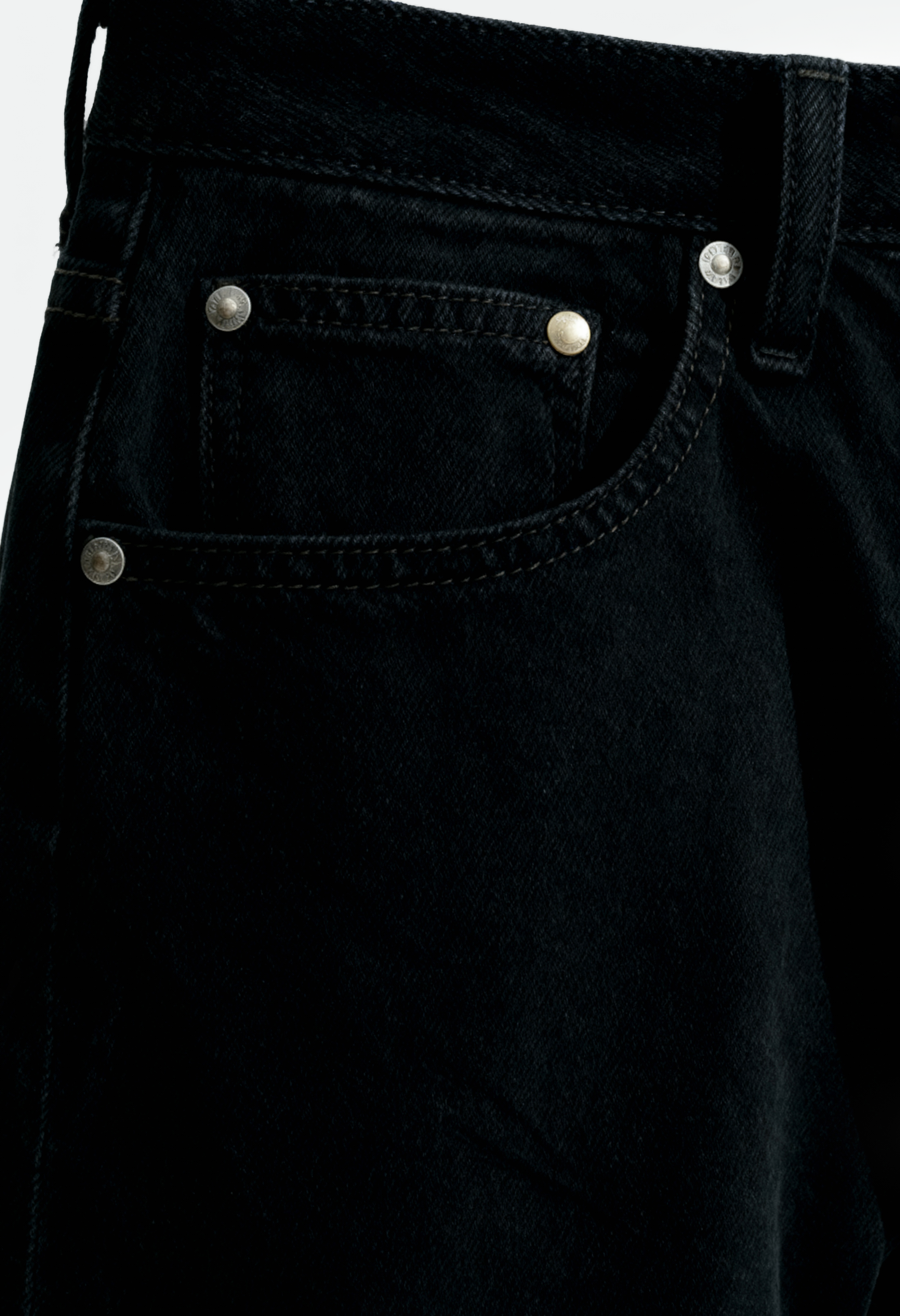 Wide-Leg Jeans
